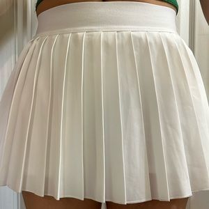 Pleated skirt